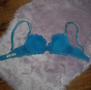Honeydew Intimates Intimates & Sleepwear - Gorgeous Turquoise Lace Bra Honeydew Intimates Intimates & Sleepwear - Gorgeous Turquoise Lace Bra